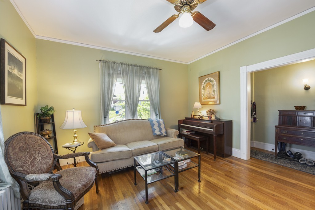 49 Bennett Street Boston, MA 02135 - Photo 5 of 24