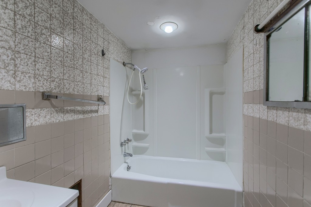 218 Richardson Road Fitchburg, MA 01420 - Photo 15 of 28 Gallery Image 15
