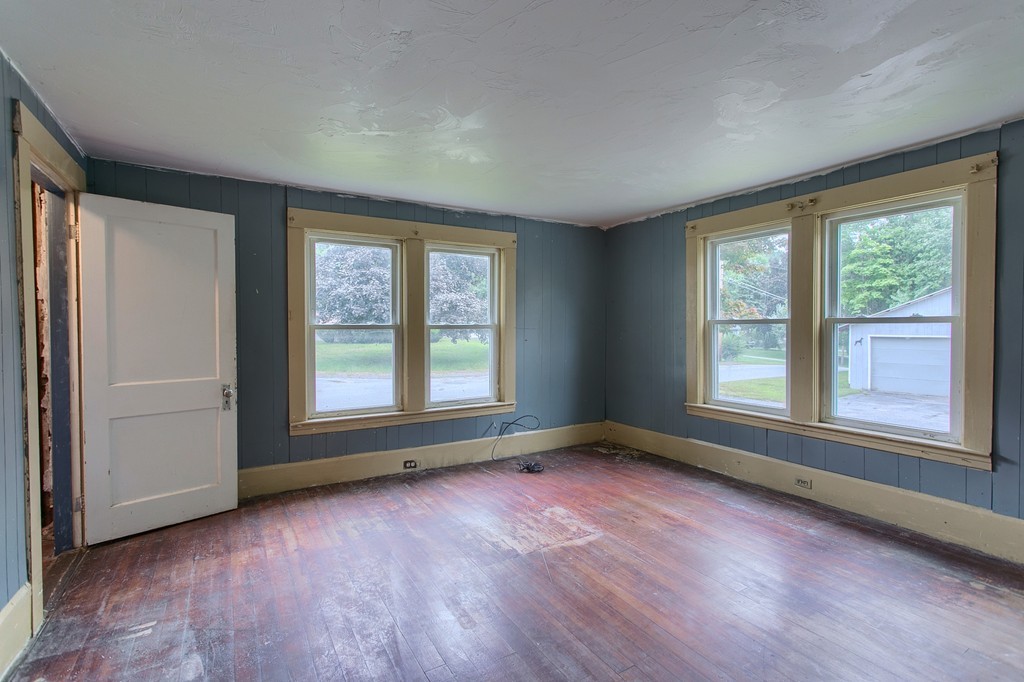218 Richardson Road Fitchburg, MA 01420 - Photo 17 of 28 Gallery Image 17