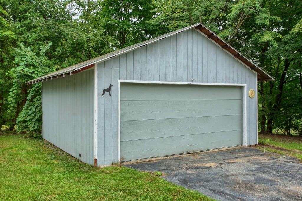 218 Richardson Road Fitchburg, MA 01420 - Photo 10 of 28 Gallery Image 10