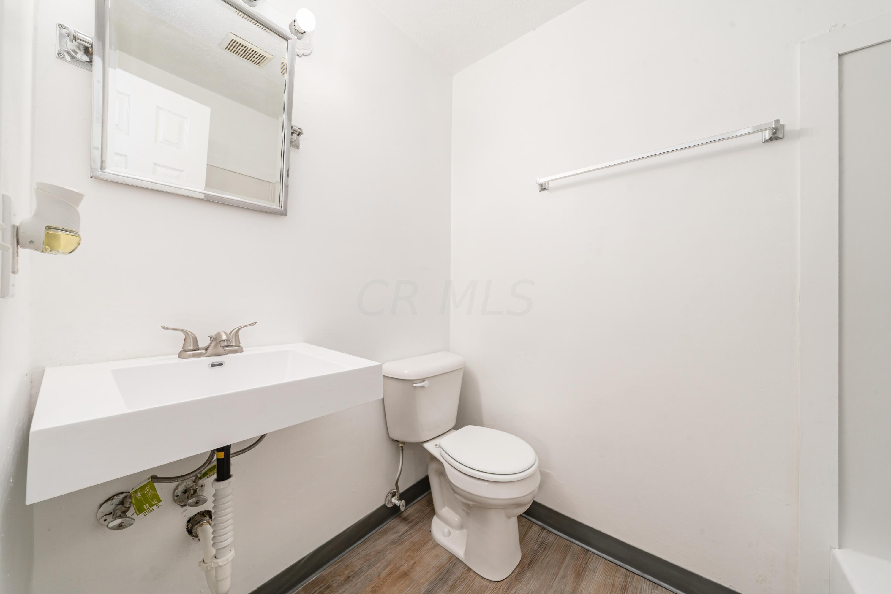 2553 Gatewood Road Columbus, OH 43219 - Photo 7 of 23 Pic 7