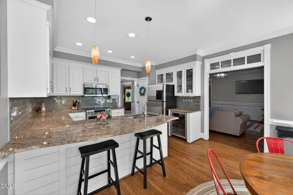 $869,000 | 105 Fifemoor Court, Cary, NC 27518