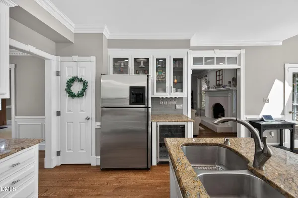 $869,000 | 105 Fifemoor Court, Cary, NC 27518