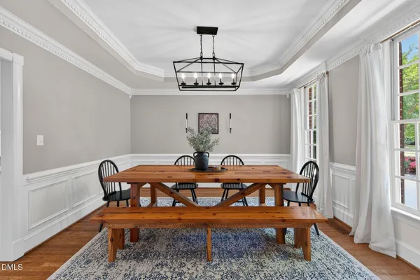 $869,000 | 105 Fifemoor Court, Cary, NC 27518