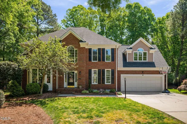 $869,000 | 105 Fifemoor Court, Cary, NC 27518