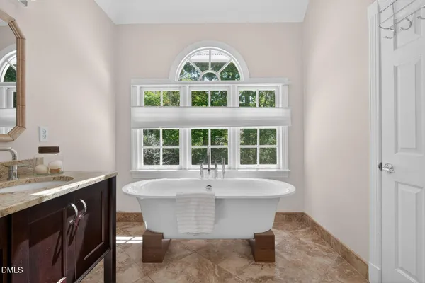 $869,000 | 105 Fifemoor Court, Cary, NC 27518