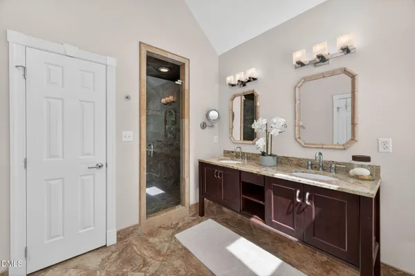 $869,000 | 105 Fifemoor Court, Cary, NC 27518