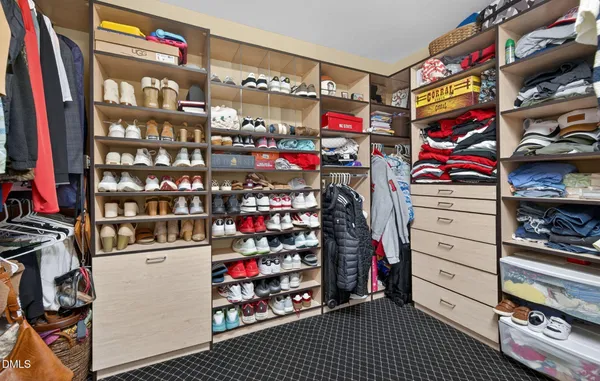 $869,000 | 105 Fifemoor Court, Cary, NC 27518