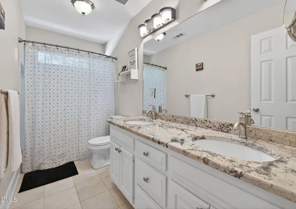 $869,000 | 105 Fifemoor Court, Cary, NC 27518