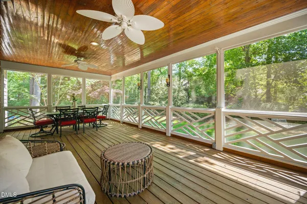 $869,000 | 105 Fifemoor Court, Cary, NC 27518