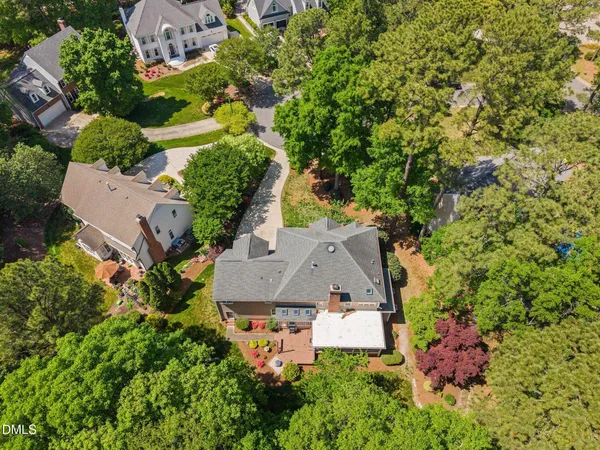 $869,000 | 105 Fifemoor Court, Cary, NC 27518