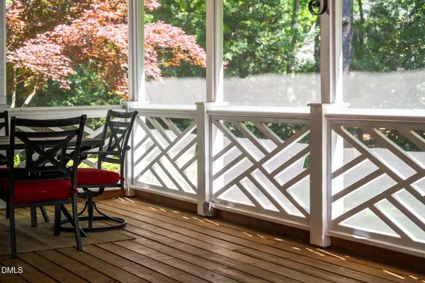 $869,000 | 105 Fifemoor Court, Cary, NC 27518