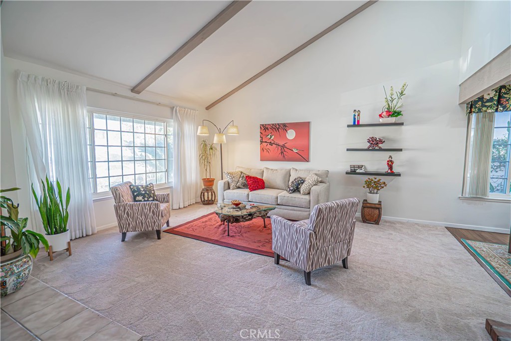 23514 Vía Decano Valencia, CA 91355 - Photo 18 of 59