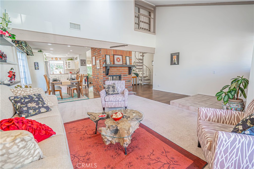 23514 Vía Decano Valencia, CA 91355 - Photo 20 of 59