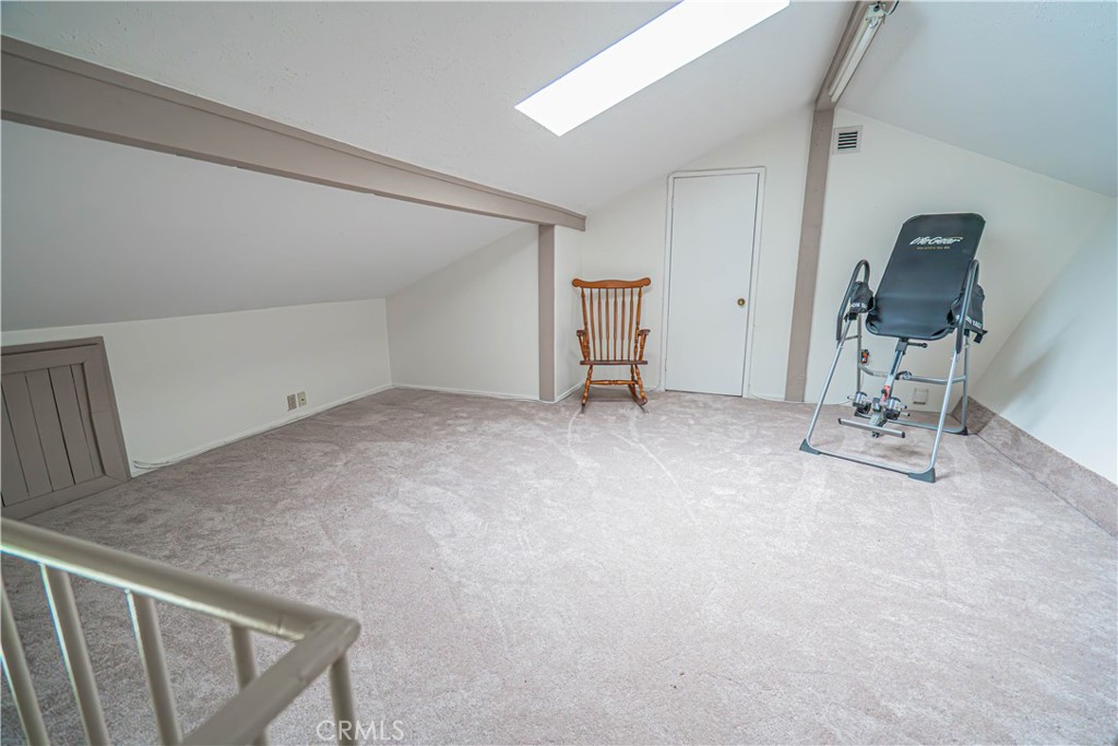 23514 Vía Decano Valencia, CA 91355 - Photo 27 of 59