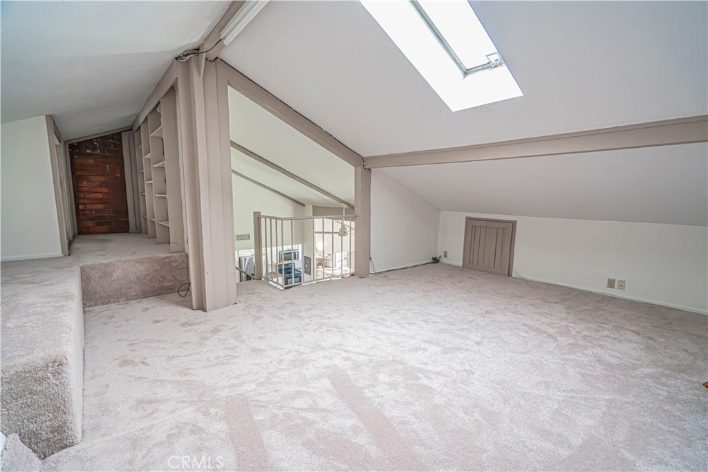 23514 Vía Decano Valencia, CA 91355 - Photo 28 of 59