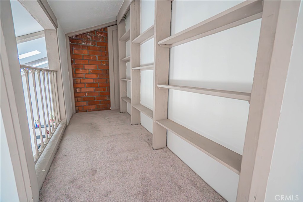 23514 Vía Decano Valencia, CA 91355 - Photo 29 of 59