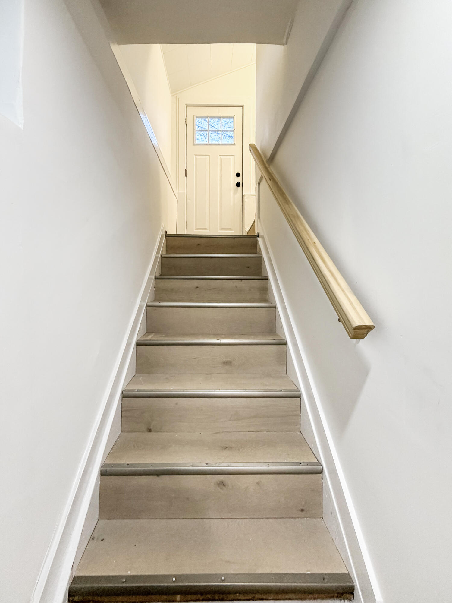 23039 Cushing Avenue Eastpointe, MI 48021 - Photo 32 of 44 Photo Nov 12 2025, 5 01 52 PM