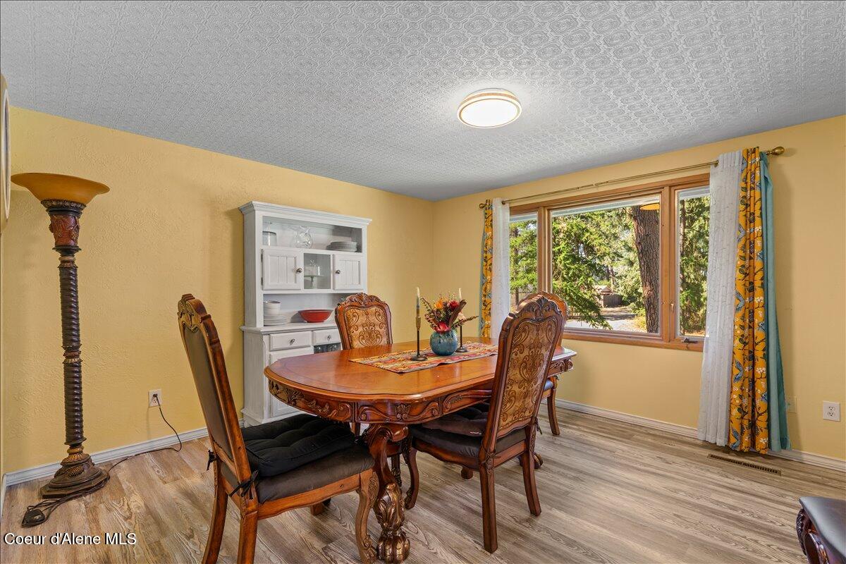 3506 Buckskin Road Coeur D'Alene, ID 83815 - Photo 22 of 65 12-Dining