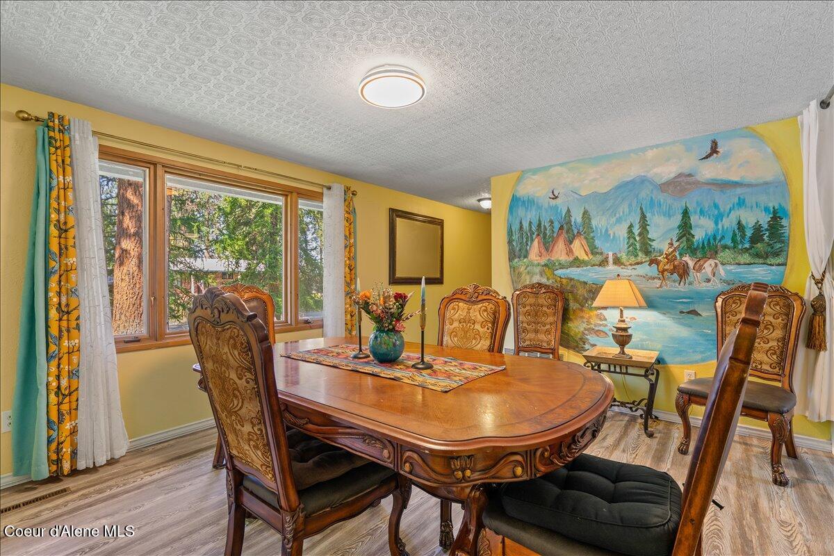 3506 Buckskin Road Coeur D'Alene, ID 83815 - Photo 24 of 65 14-Dining