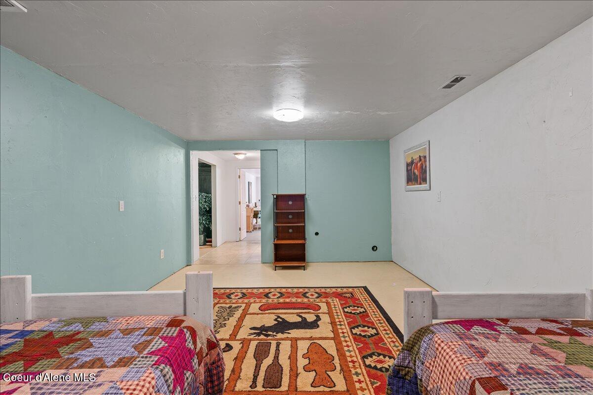 3506 Buckskin Road Coeur D'Alene, ID 83815 - Photo 43 of 65 42 Downstairs