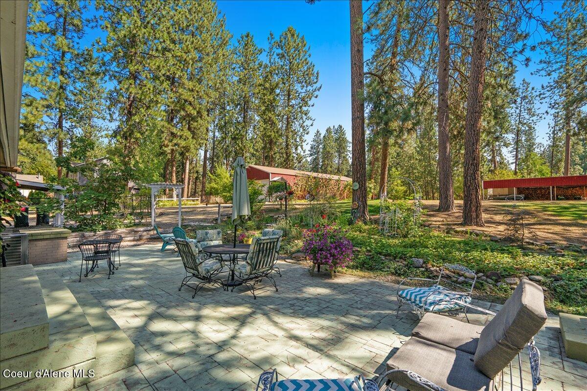 3506 Buckskin Road Coeur D'Alene, ID 83815 - Photo 47 of 65 48-Back patio and yard