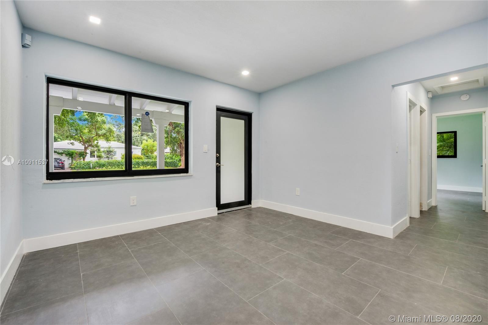 420 Blue Road Coral Gables, FL 33146 - Photo 4 of 17 Gallery Image 4