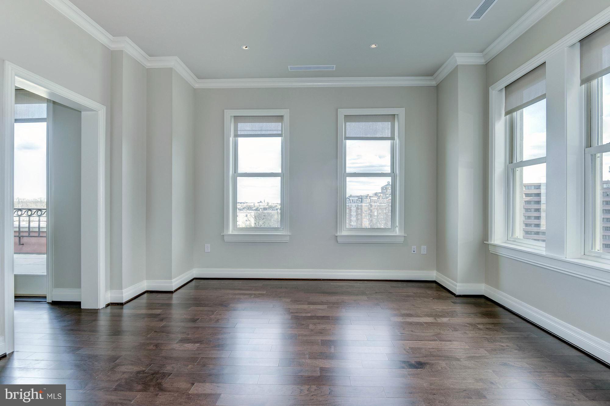 2700 Woodley Road Northwest, Unit PH1 Washington, DC 20008 - Photo 13 of 30 Dining Room