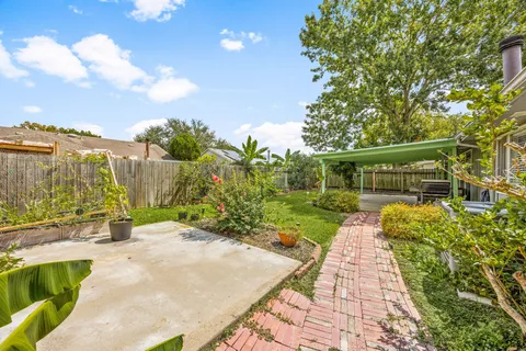 $239,900 | 3427 Esterbrook Drive, Houston, TX 77082