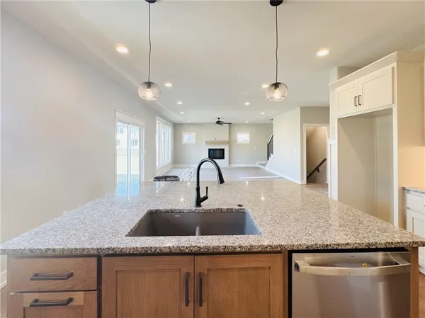 $759,900 | 18130 Northwest 127th Street, Platte City, MO 64079
