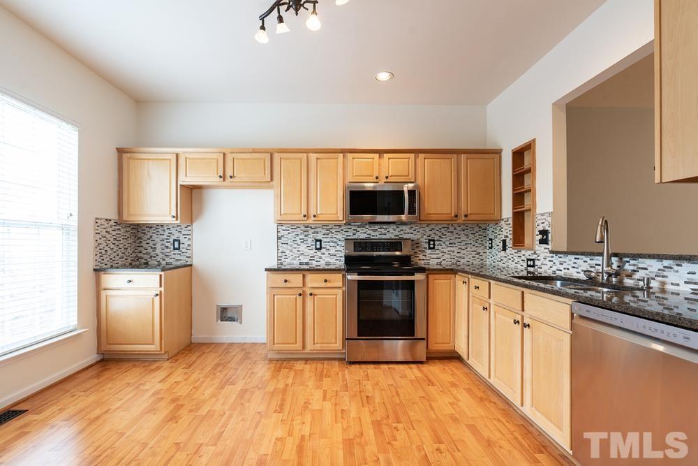 7216 Galon Glen Road Raleigh, NC 27613 - Photo 13 of 30