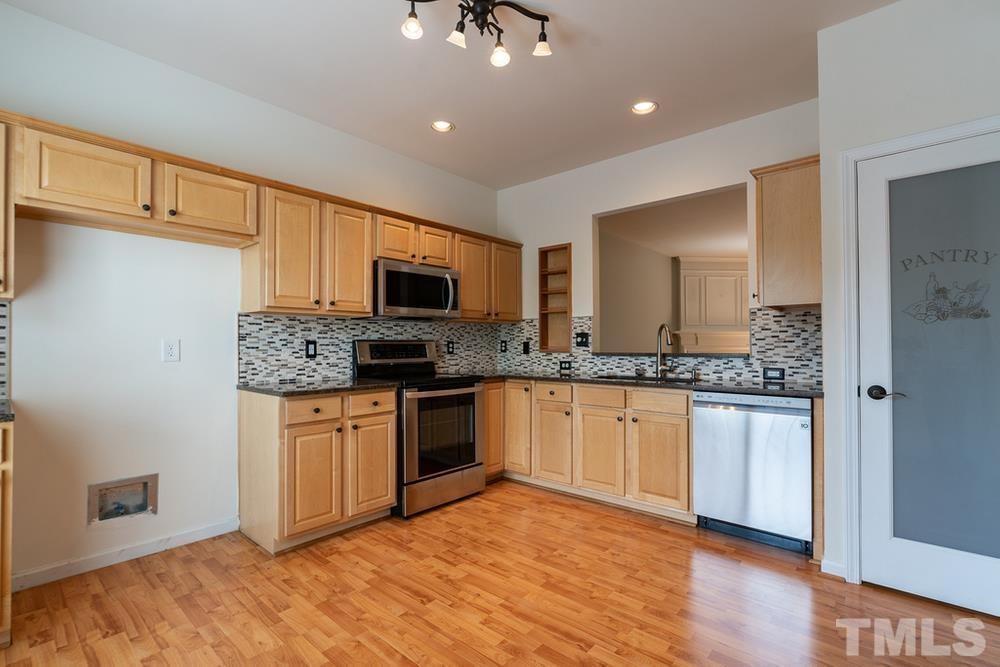 7216 Galon Glen Road Raleigh, NC 27613 - Photo 14 of 30