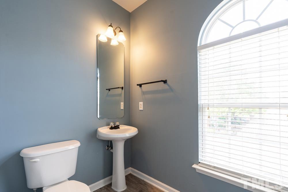 7216 Galon Glen Road Raleigh, NC 27613 - Photo 18 of 30