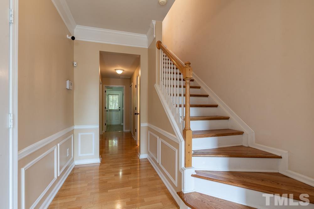 7216 Galon Glen Road Raleigh, NC 27613 - Photo 3 of 30