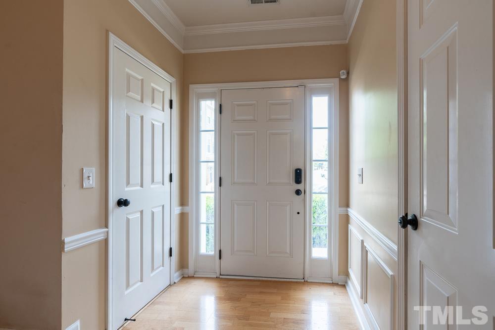 7216 Galon Glen Road Raleigh, NC 27613 - Photo 4 of 30