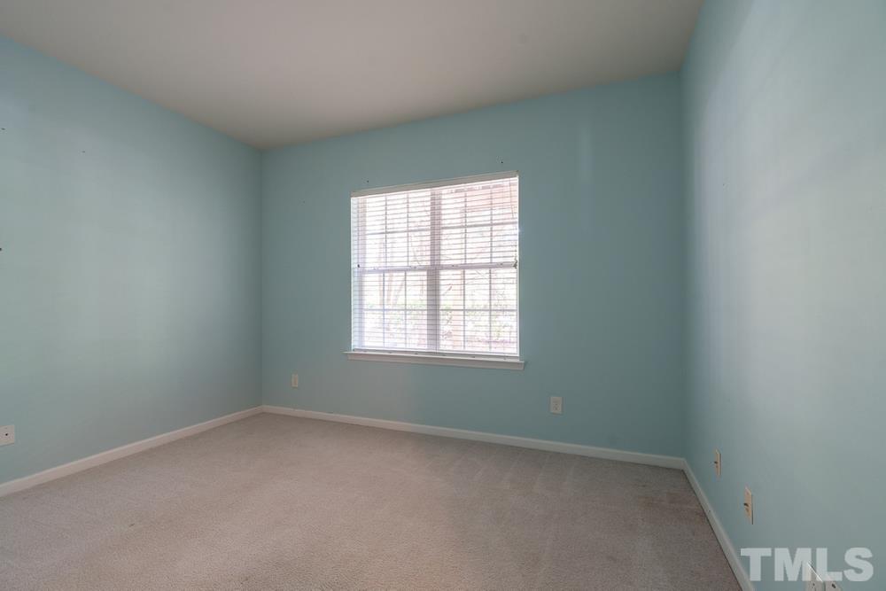 7216 Galon Glen Road Raleigh, NC 27613 - Photo 5 of 30