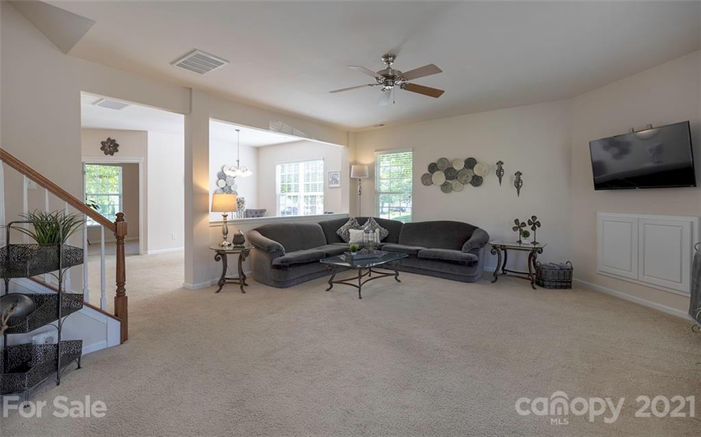 16128 Raptor Court Charlotte, NC 28278 - Photo 4 of 47 Gallery Image 4