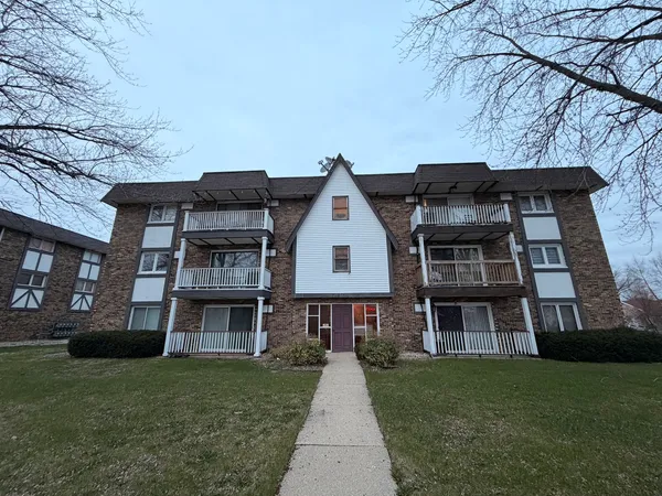 $1,650 | 5850 West 87th Street, Unit 2A, Burbank, IL 60459