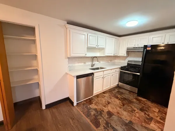 $1,650 | 5850 West 87th Street, Unit 2A, Burbank, IL 60459