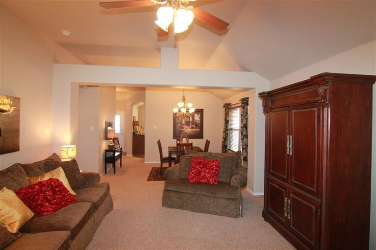 2128 101st Street Lubbock, TX 79423 - Photo 3 of 9 Photo 3