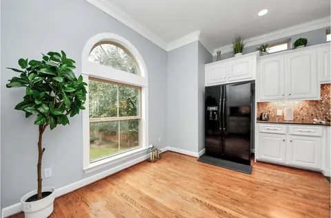 $519,000 | 3303 Bingham Manor Lane, Houston, TX 77056
