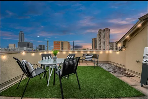 $519,000 | 3303 Bingham Manor Lane, Houston, TX 77056