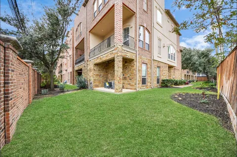 $519,000 | 3303 Bingham Manor Lane, Houston, TX 77056