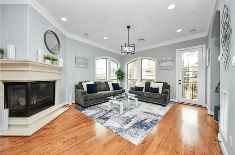 $519,000 | 3303 Bingham Manor Lane, Houston, TX 77056