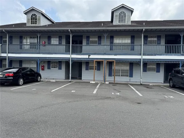 $119,900 | 313 Dirksen Drive, Unit F7, DeBary, FL 32713