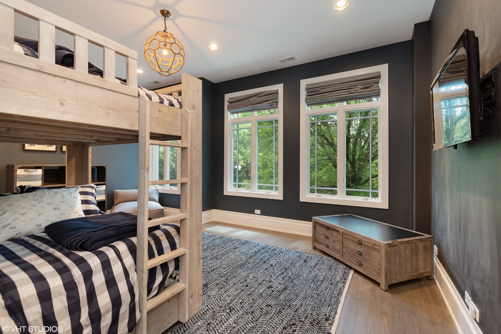 1428 West Wolfram Street Chicago, IL 60657 - Photo 25 of 47 a living room with furniture fireplace and flat screen tv