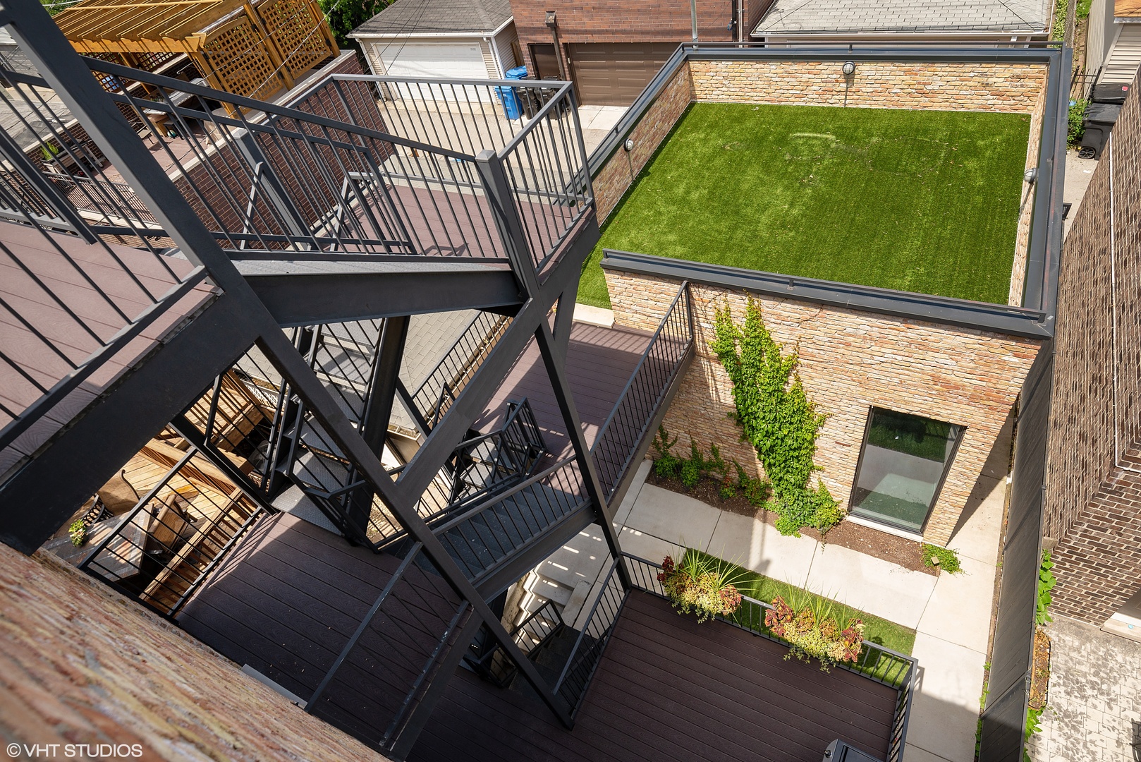 1428 West Wolfram Street Chicago, IL 60657 - Photo 42 of 47 a view of yard from deck