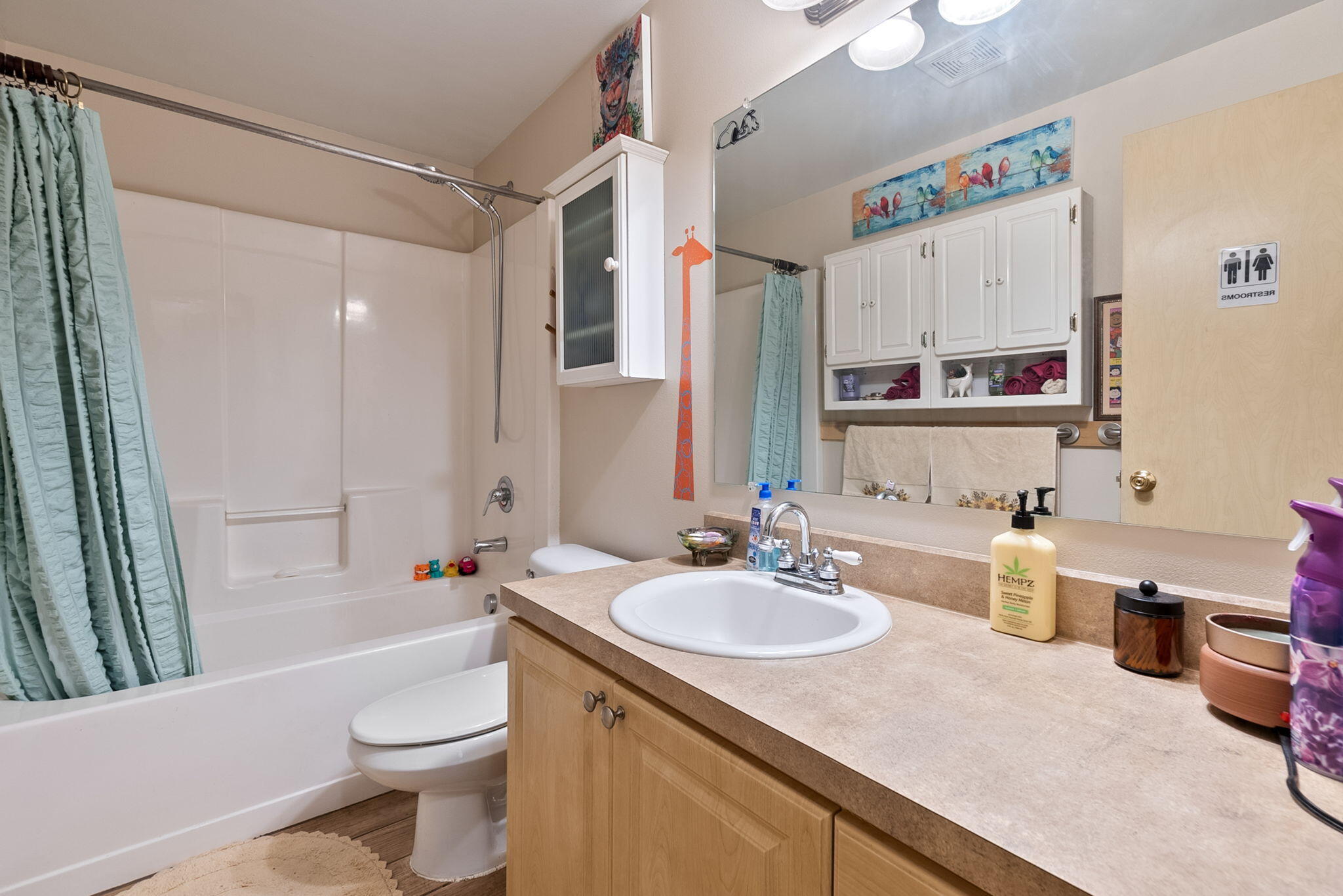 19275 Cherokee Road Bend, OR 97702 - Photo 29 of 47 28-web-or-mls-Riley Visuals-28
