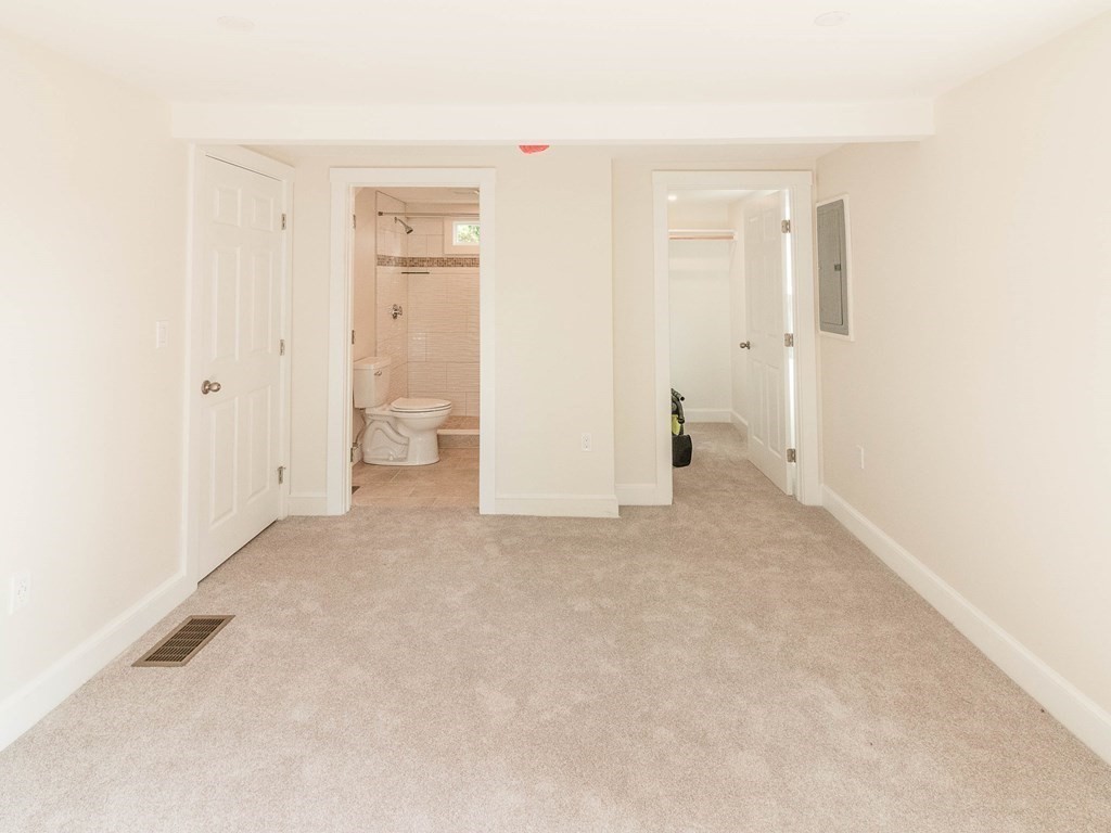 278 Kingsley Road Hull, MA 02045 - Photo 14 of 36 Gallery Image 14