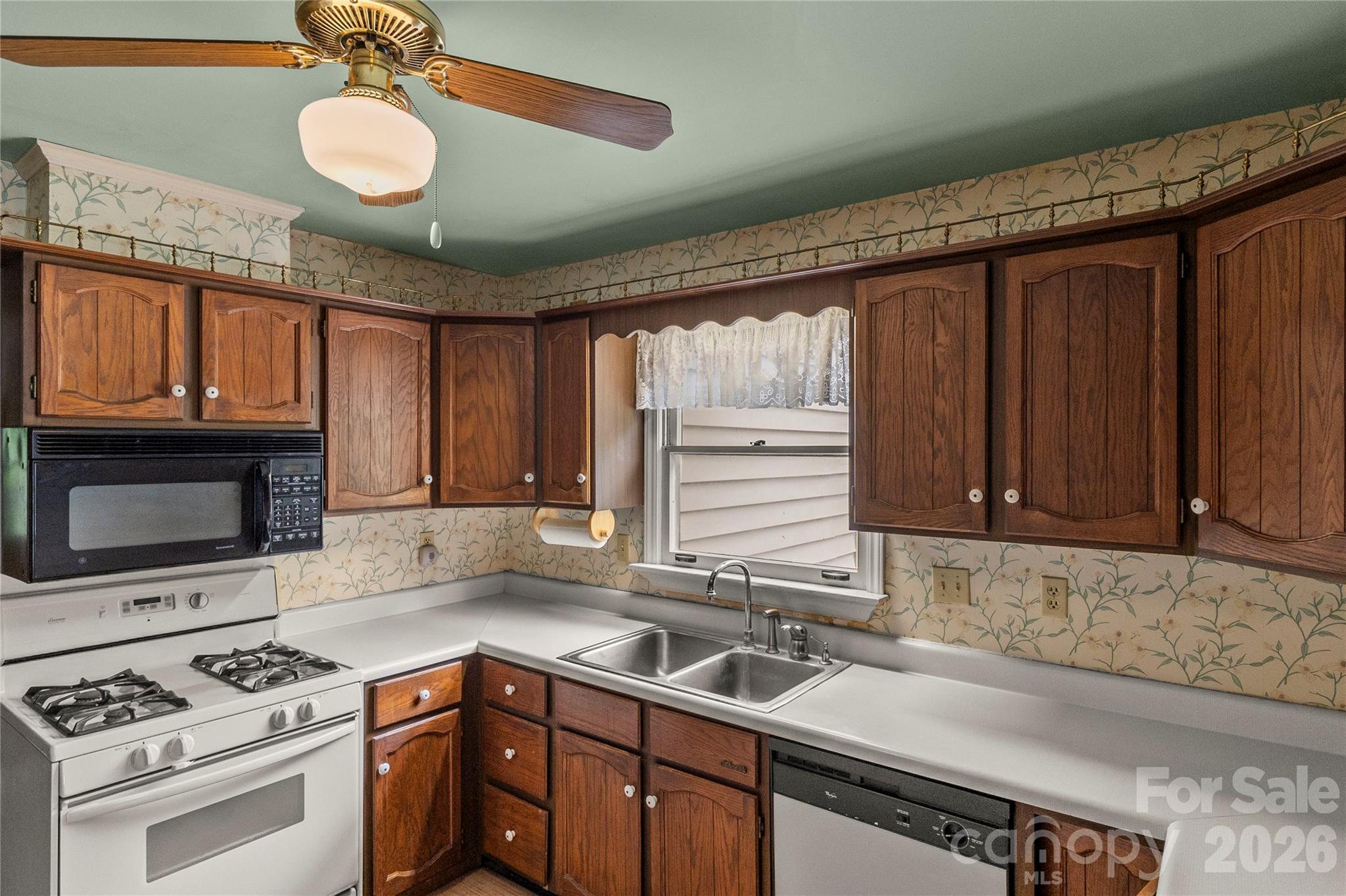 7225 Leesburg Road Charlotte, NC 28215 - Photo 12 of 44 Gallery Image 12